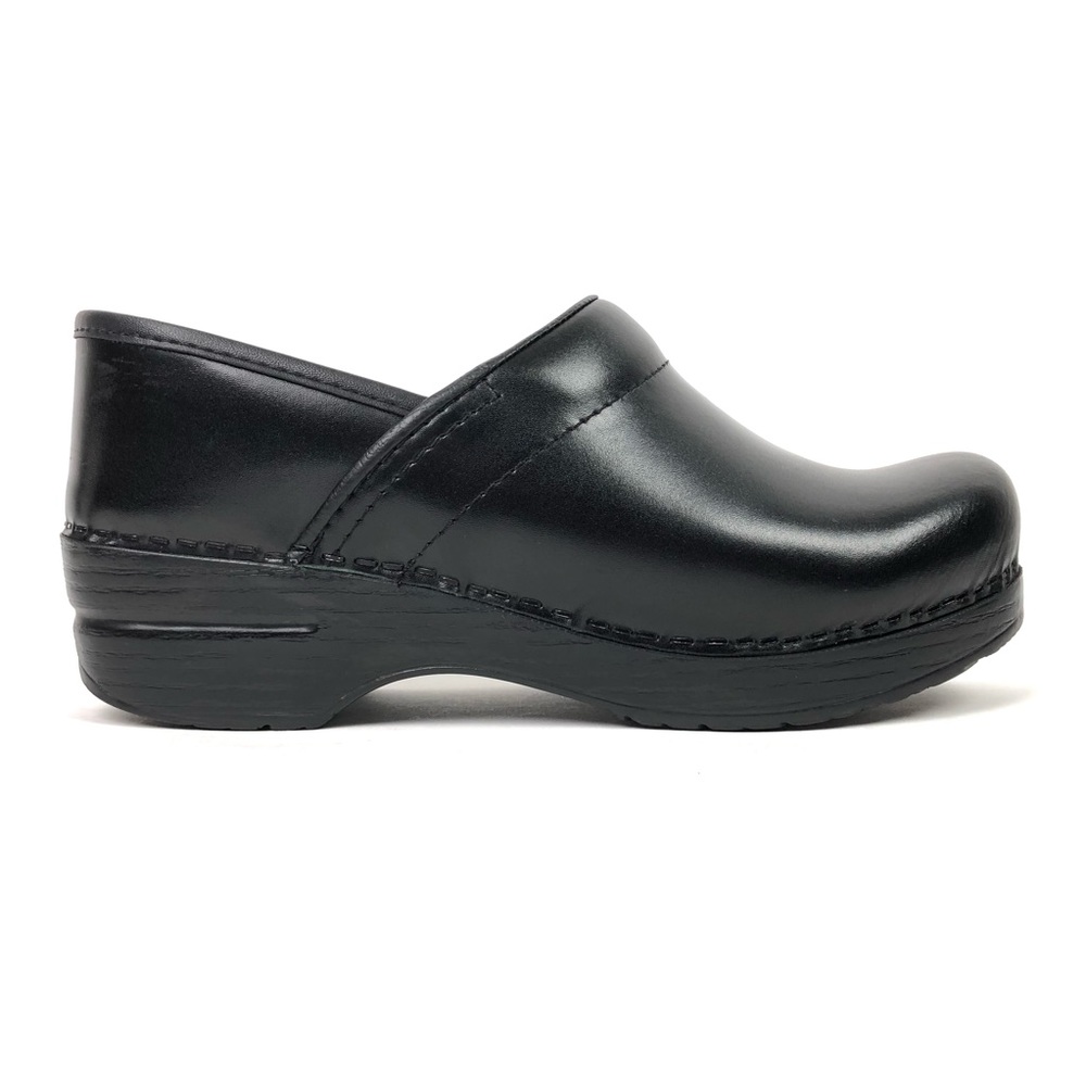 Dansko Professional Black Cabrio Leather Clog